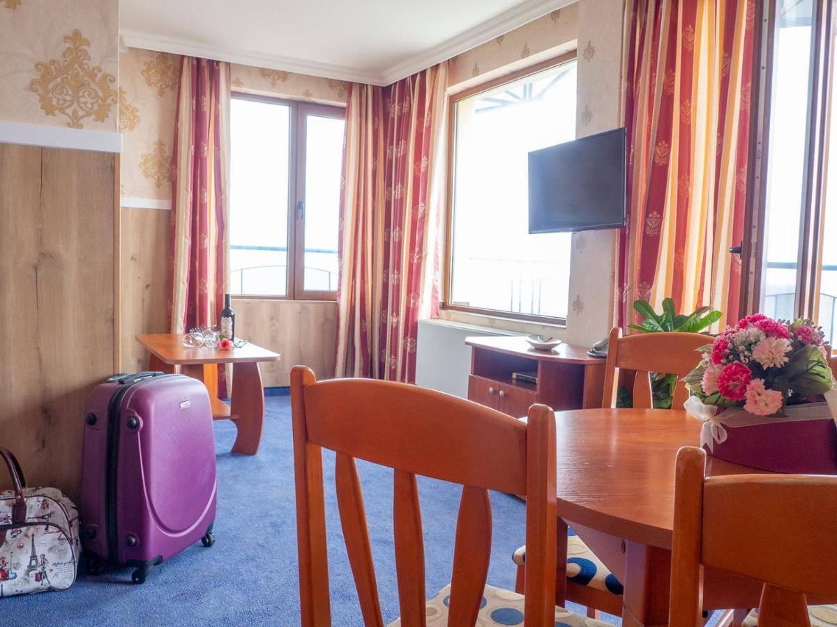 Petar And Pavel Hotel & Relax Center Ahyolu Dış mekan fotoğraf
