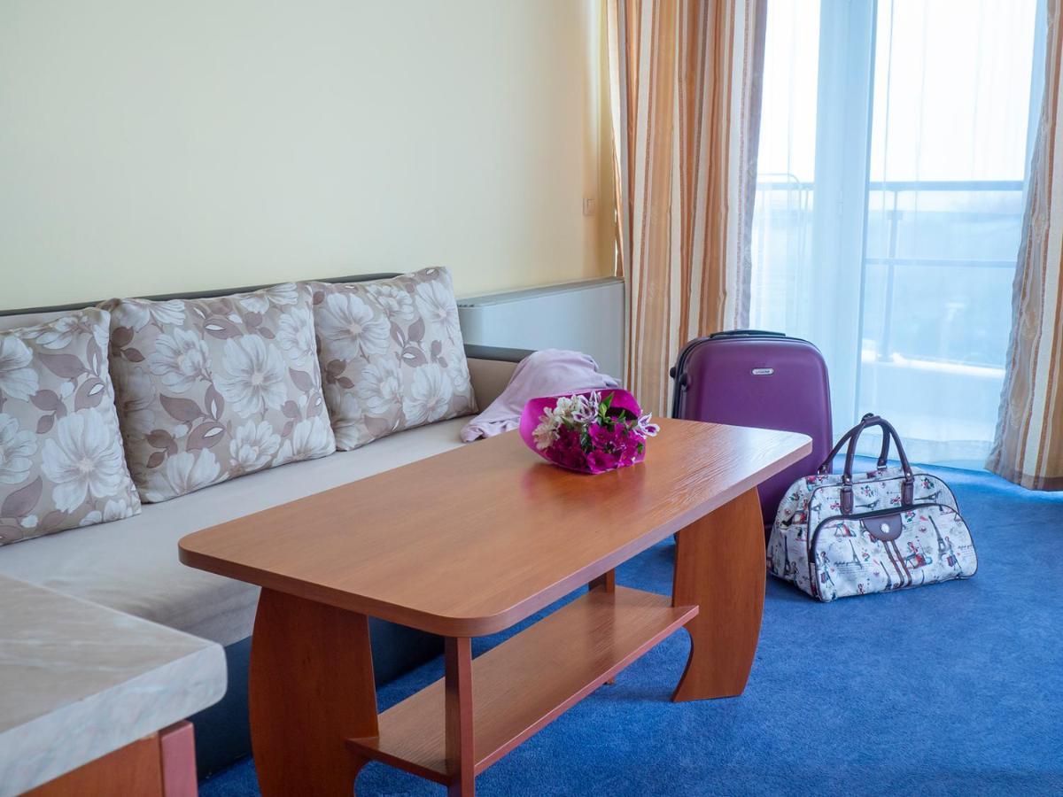 Petar And Pavel Hotel & Relax Center Ahyolu Dış mekan fotoğraf